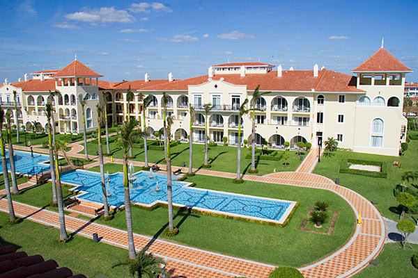 Riu Palace Mexico terrace