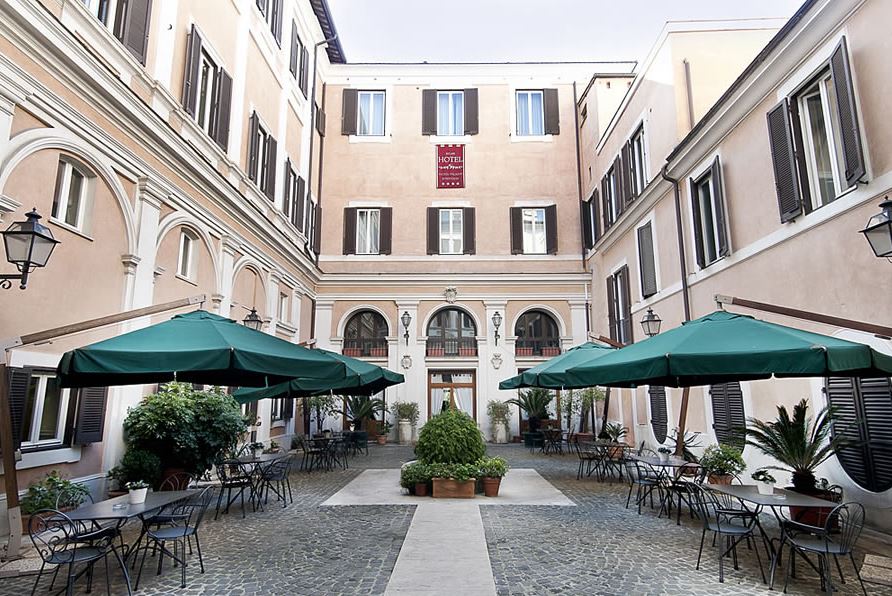 Antico Palazzo Rospigliosi exterior