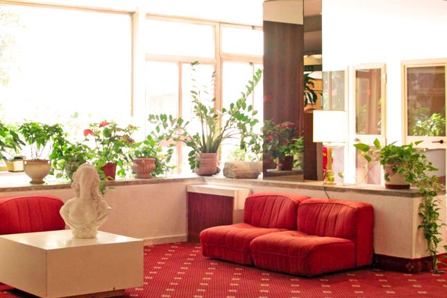 Edera Hotel reception