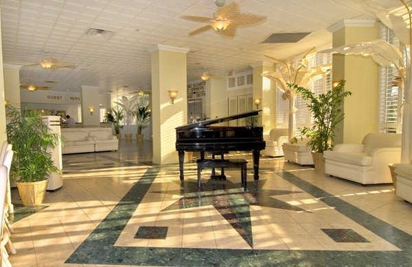 Grand Plaza Hotel exterior